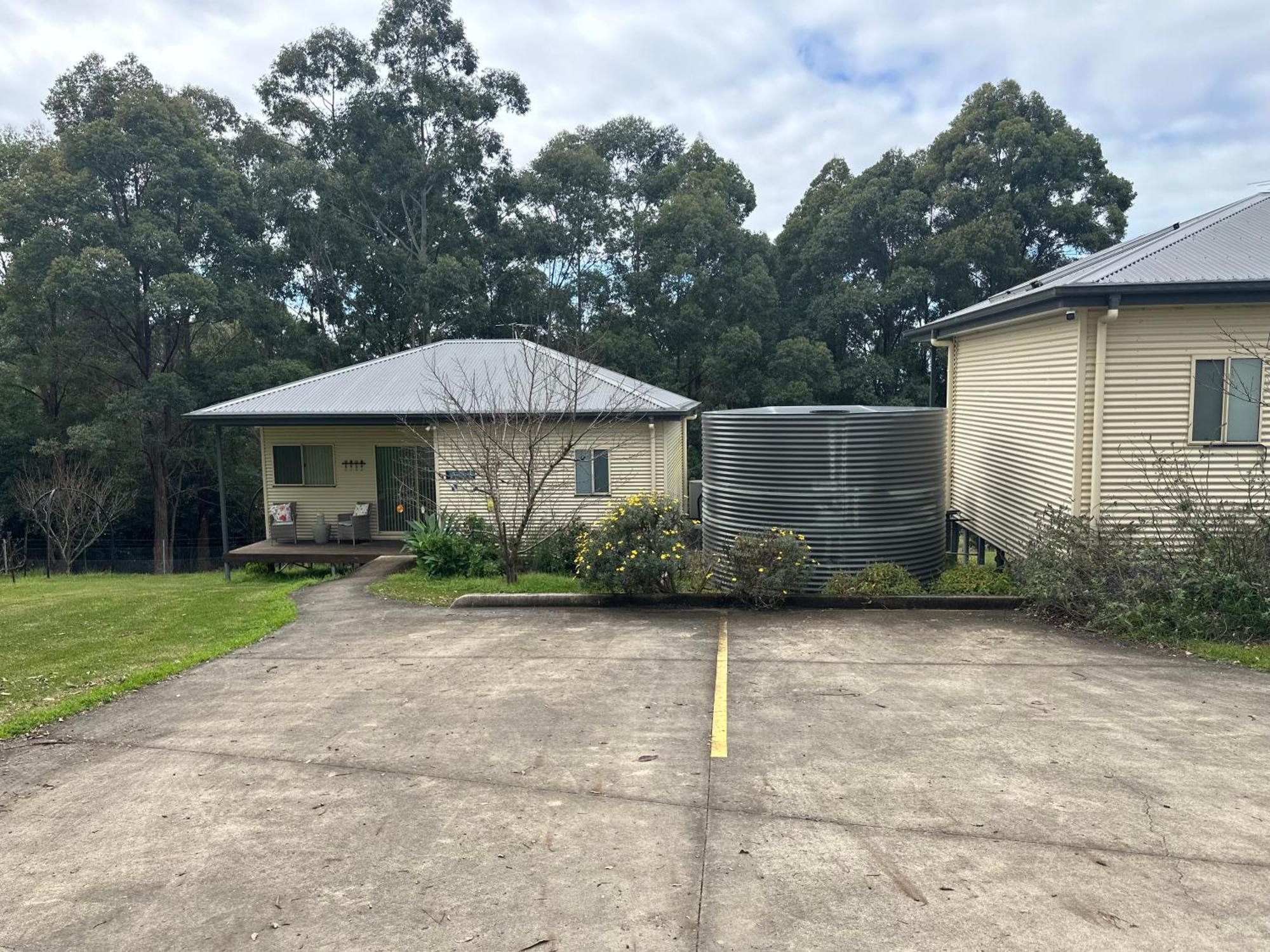 Blueberry Hills On Comleroy Farmstay - Self-Contained Cottages Kurrajong ภายนอก รูปภาพ