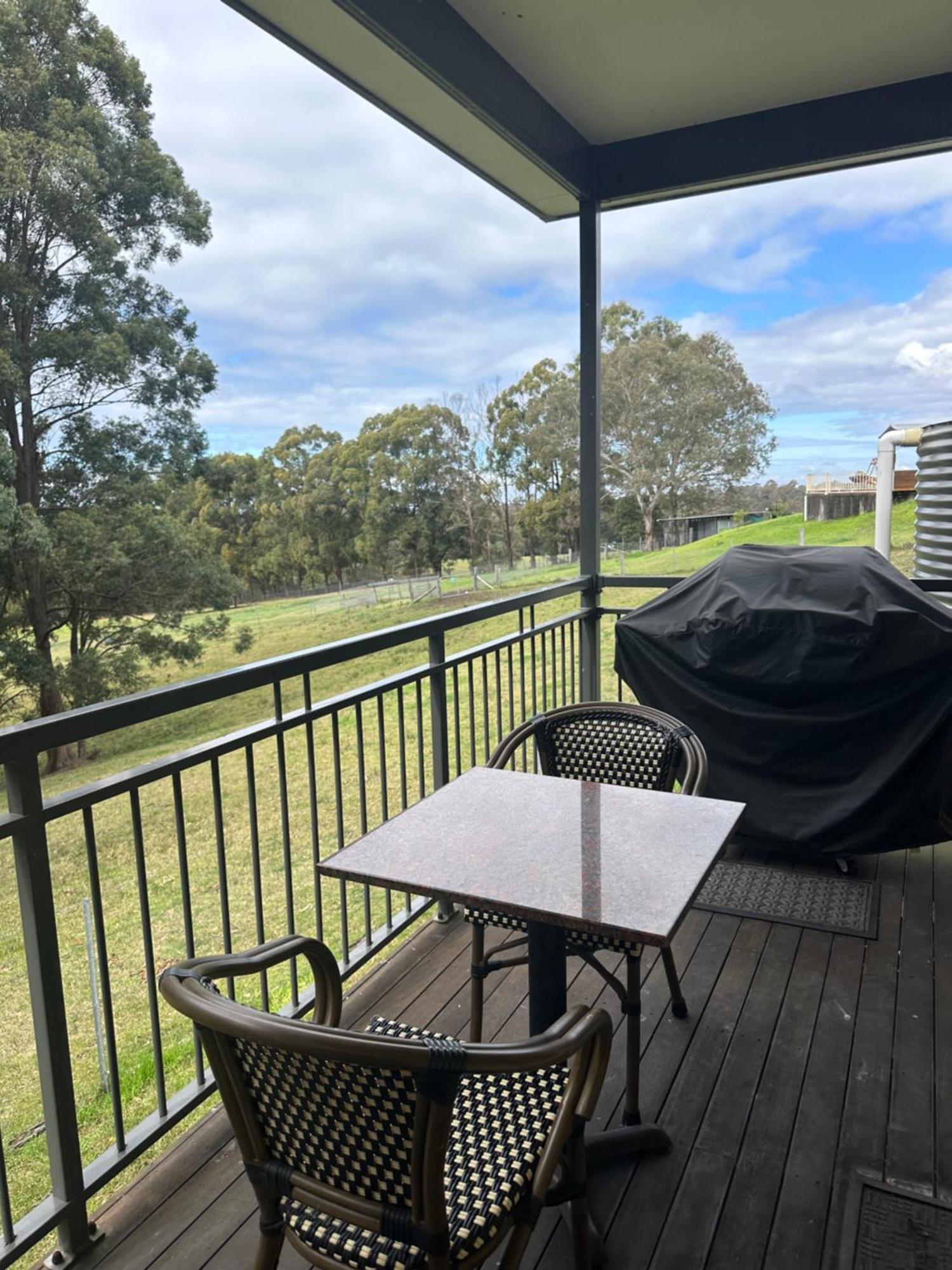 Blueberry Hills On Comleroy Farmstay - Self-Contained Cottages Kurrajong ภายนอก รูปภาพ