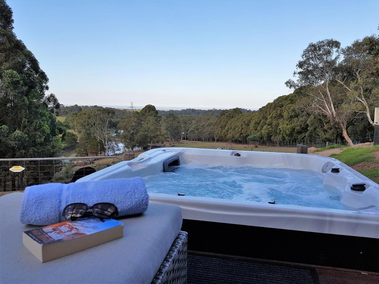 Blueberry Hills On Comleroy Farmstay - Self-Contained Cottages Kurrajong ภายนอก รูปภาพ